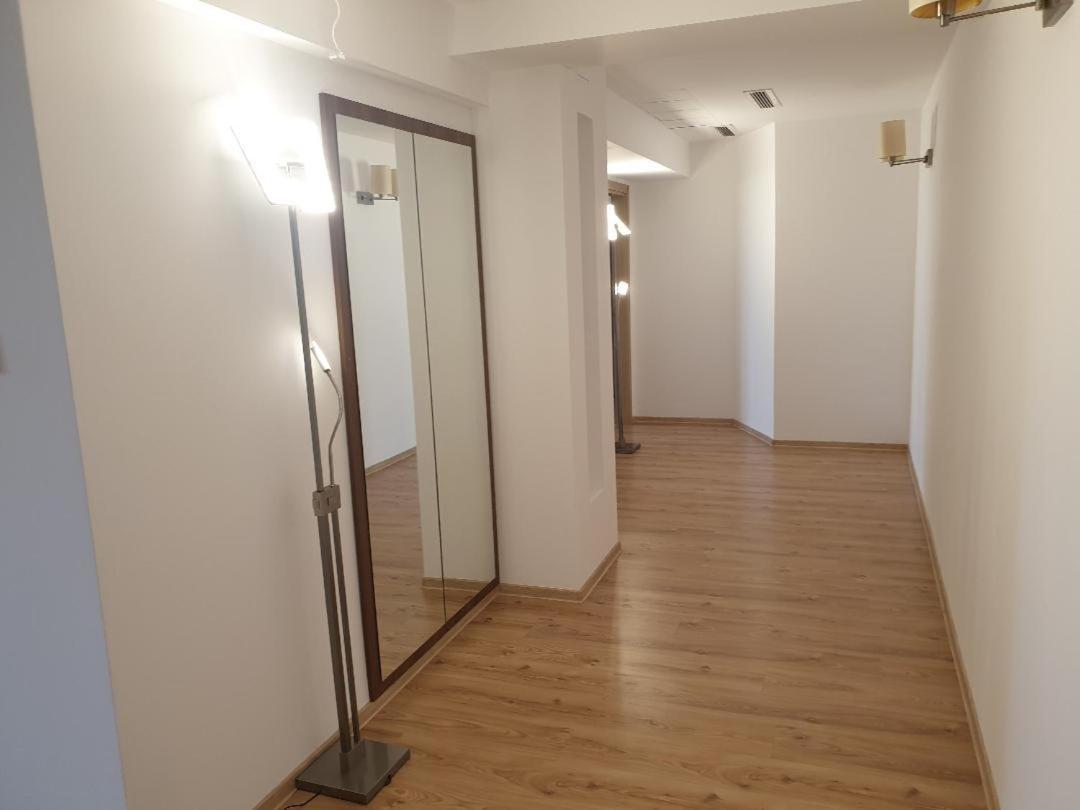 Wpml-Apartments Bucarest Esterno foto